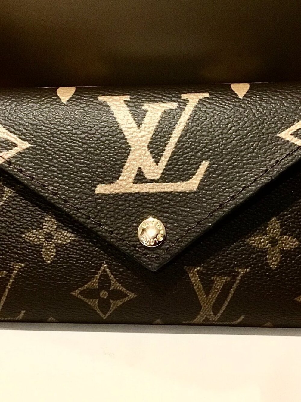 LOUIS VUITTON CREDIT BI-FOLD MONOGRAM BROWN WALLET.